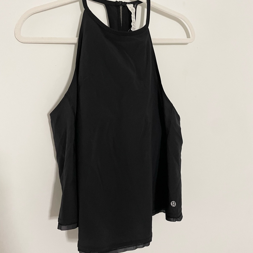 Lululemon athletic top with bra